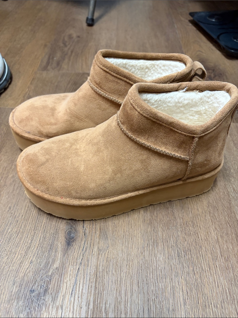 Madden Girl Platform Ankle Slippers in Chestnut Suede